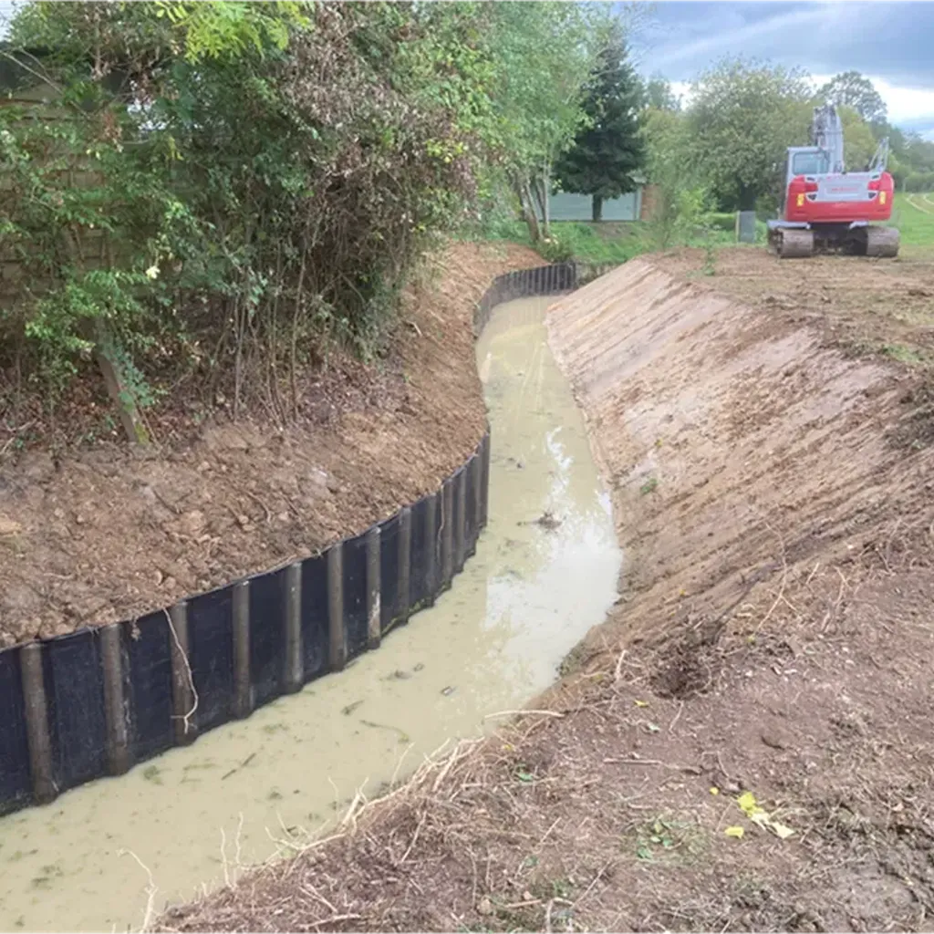 Flood defence ditch
